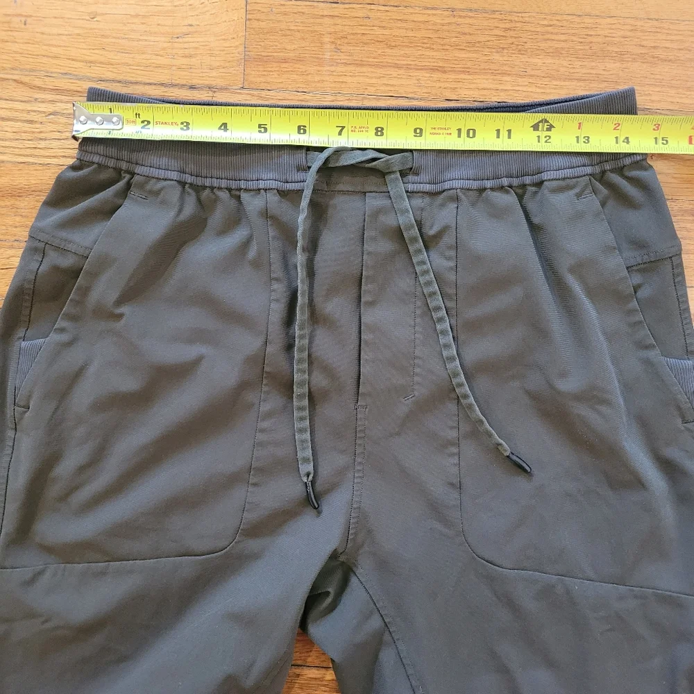 Lululemon ABC Jogger Medium Dark‎ Olive Active Mens Casual Pant Warpstreme